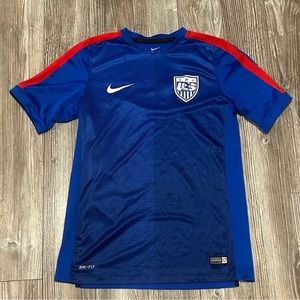 Authentic Mens USA soccer jersey